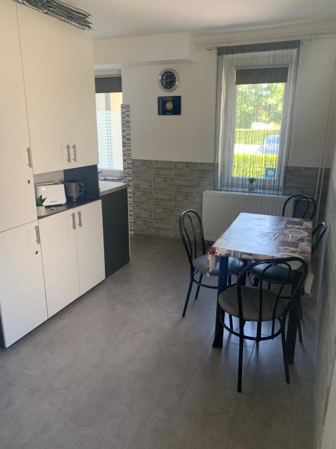 Komo Apartment Bük Εξωτερικό φωτογραφία